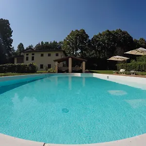 Aparthotel Casale La Fata -tipico Toscano Immerso Nelle Colline Tra Lucca E Versilia, 6 Indipendenti