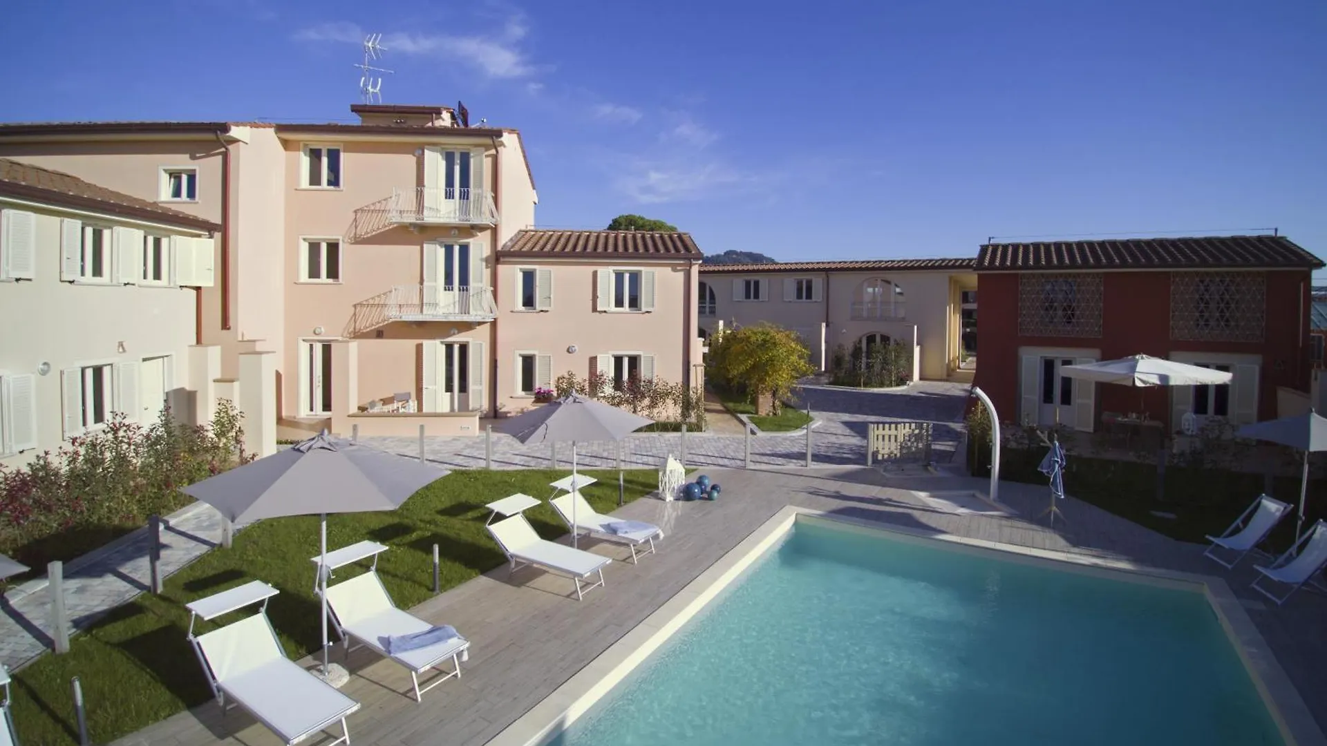 Il Tremarino Aparthotel Camaiore 2*,  Italië