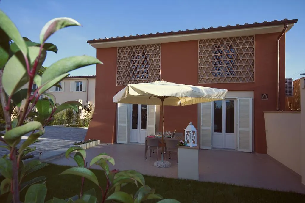 Il Tremarino Aparthotel Camaiore 2*,